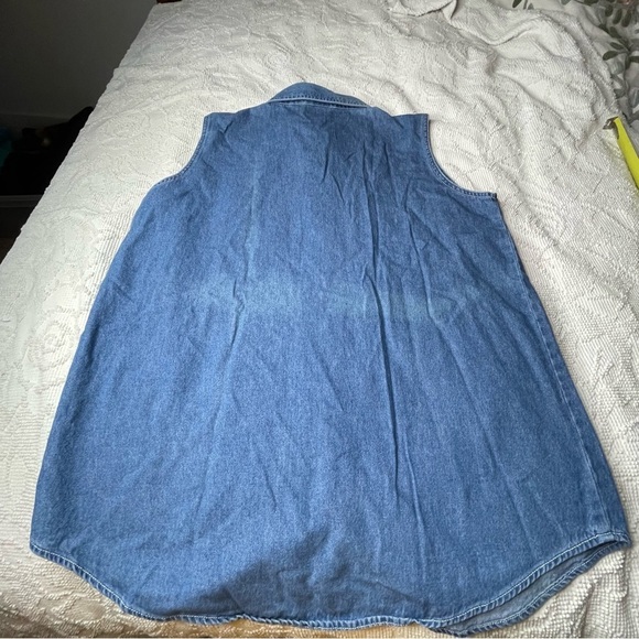 VTG Winnie the Pooh Denim Vest Size Medium - Embroidered Disney - Picture 6 of 6